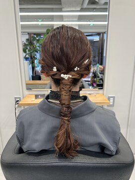 バルベストーキョーサウス(BARBES TOKYO SOUTH) タイトめなローポニー【清板】