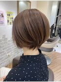 ショートボブ