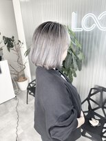 ループ(LOOP) バレイヤージュ　ホワイトグレー