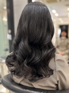 アピッシュ ギンザ(apish ginza) ロングパーマ/韓国風パーマ/コテ巻き風パーマ