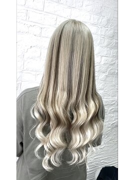 ウーロス(uros.) エクステ20本×ローライト