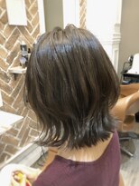 モダンメイド 四条烏丸(modern made)&nbsp;ミディアム20代30代40代カールセミディシアーカラー姫カットボブ