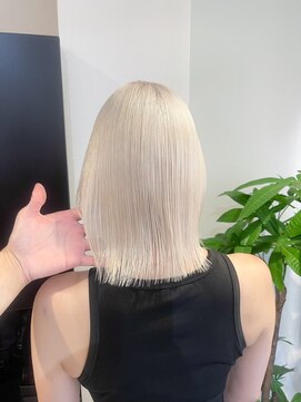 ロイス 渋谷(ROIS) ボブルフ/ネビージュ/小顔/ワンレン/スモーキーアッシュ[渋谷駅]