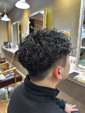 ヘアーメイクロージー 八軒店 (HAIR MAKE ROSY) ツイストスパイラルパーマツーブロックマッシュメッシュフェード
