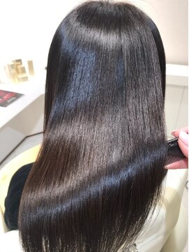 MRN. 新宿西口 髪質改善ストレート/イメチェンヘアスタイル/美髪のススメ