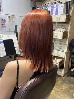 トレス(tres)の写真/髪の広がりやうねりが気になる方に◎ダメージレスにこだわった薬剤で、自然なストレートを実現します。