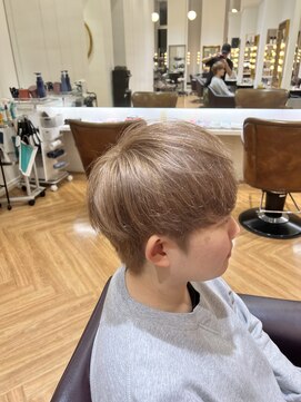 コワファースト  させぼ五番街店(COIFF1RST) ミルクティーベージュ♪