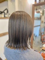 アイノベル(‘Inovel’)&nbsp;カット＋ケアカラー＋oggiottoトリートメント