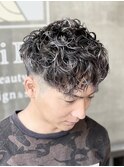 ハイライト+スペインカール+フェードツーブロック
