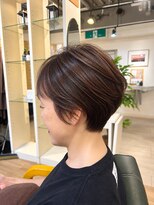 スチャステニィーバイルミ 日ノ出町店(Stastny by Lumi)&nbsp;ふんわり丸みショート×艶ブラウン