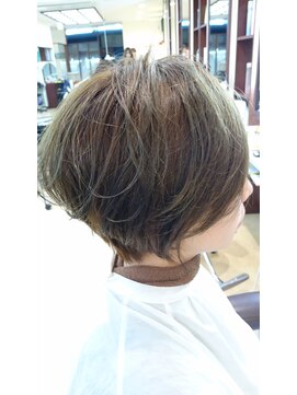 ヘアーモア(Hair More) 大人ショート