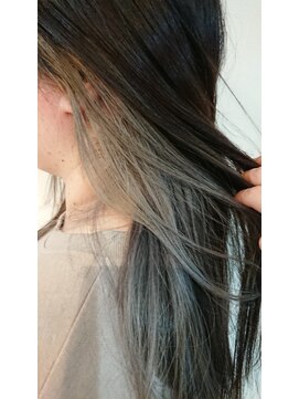 アレクサンドルオブカラーズカナザワ(ALEXANDRE OF COLORS KANAZAWA) インナーグレー☆