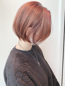 ステア ケース(stair case) 大人センターパートショートボブ耳かけ20代30代40代人気髪型