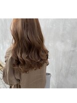 イケハ(IKEHA)&nbsp;ハイライトなグレージュ×ロング