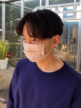 リード(REEED) センターパート/マッシュ/縮毛矯正