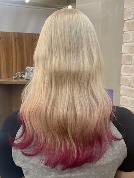 グレープバイン(GRAPEVINES) 裾カラー／毛先カラー／ホワイトブロンド