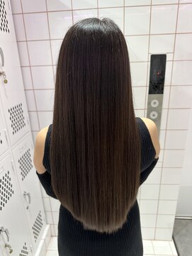 ロンドルーチェ 心斎橋(Lond luce) ダークアッシュ/ミディアムレイヤーカット［髪質改善/縮毛矯正］