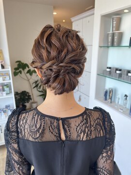 ルシードスタイル ムースユイット(LUCIDO STYLE mousse8) ヘアセットご予約受付中☆シニヨン☆