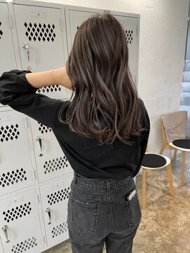 リムレスバイサンク 万代 新潟駅(LIMLESS by cinq) ミルクティーベージュダブルカラーグレージュカラーハイライト