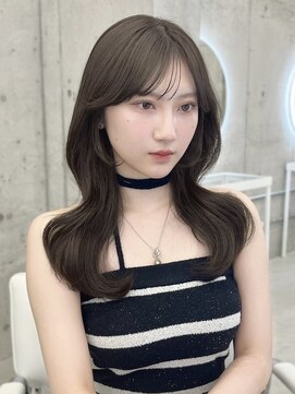 エヌアイ オモテサンドウ(ni omotesando) シースルーバング くびれレイヤーカット♪ 顔周りカット