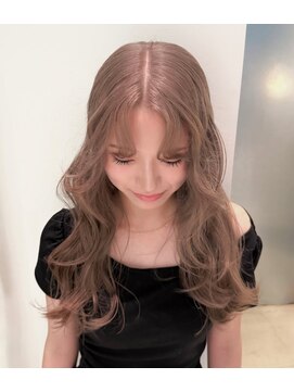 シキ 渋谷(siki) ベージュカラー/ブリーチなしダブルカラー/赤 み消し/渋谷/原宿