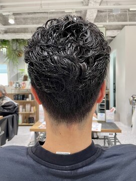 ゼストララ(ZEST Lara) 【YUICHI】大人っぽパーマ【吉祥寺】