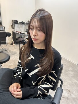 ナンバー(number+) 顔周りレイヤーカット