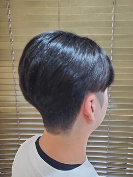 ネオバーバースタイルパラディソ(NeoBarberStylePARADISO) メンズ2ブロックセンターパート