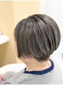 白髪ぼかしハイライトショート