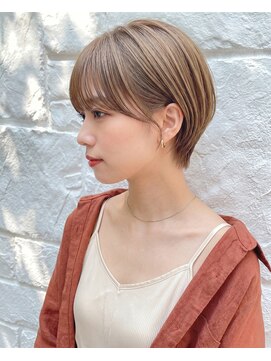 ラミ(L'ami) 【東 純平】耳掛け 丸みショート 顔周りレイヤー 透明感カラー