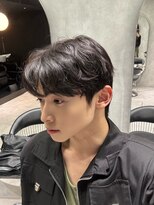 シティ(CITY)&nbsp;韓国メンズヘア　ダウンパーマ　シャドウパーマ　コンマバング