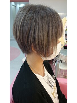 ラチャウ(La.Ciau) ＧＲＡＹ☆ショートカット