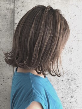 美容室 リアン(Lien) 切りっぱなし外ハネブラウンベージュ