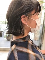 リムヘアーズボウグループ(Rim hairs BEAU group) 切りっぱなしスクエアボブ×イヤリングカラー【お客様スナップ】