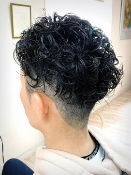 デザイナーズ ファクトリー(Designer's Factory) ネープレス ツーブロック パーマ