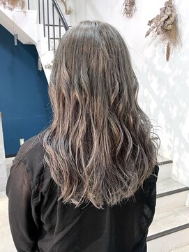 ノア(noa.) 『ハイトーンカラー』シルバーグレージュカラー