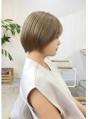 ミルクティーベージュ
