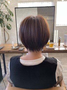 フィーカ(fika) スタイリング簡単コンパクトショート