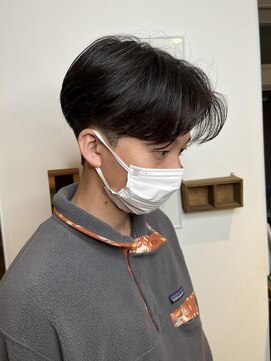 エクリ 麻布十番(equri) ニュアンスパーマセンターパート