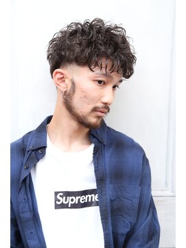 ルックグッドストア タカラヅカ(LOOK GOOD STORE TAKARAZUKA) ツーブロックマッシュ束感メンズパーマスキンフェード