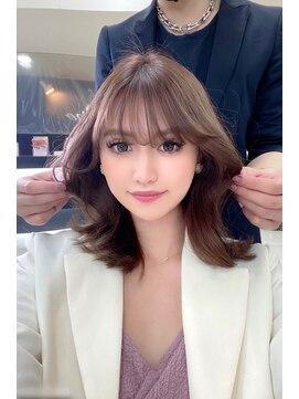 ランズ(LANDS) ワンホンへア 顔まわりレイヤーカット 【韓国ヘア 大阪 梅田】