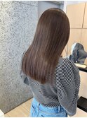 ツヤ髪　ブリーチなしベージュカラー　ストレートロングヘアー