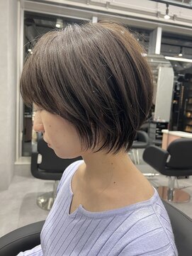 ジエクト アイロ(The Ect ilo) ショートボブ ラベンダーアッシュ