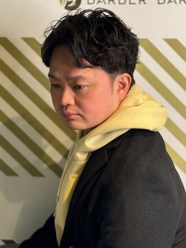 バーバーバー アカバネ(BARBER-BAR AKABANE) ビジネスマンのための品格あるパーマスタイル アップバング#1