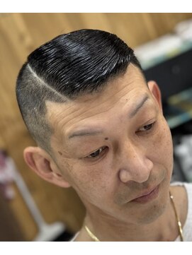 ピシャッとニ代目銀二郎 シンサイ刈り