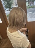艶髪ハイトーンブリーチ