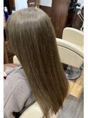 ミルクティーベージュ