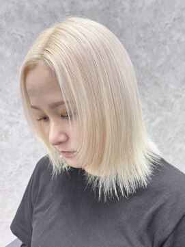 ジーナ 流山おおたかの森(Zina) 憧れのホワイトブロンド