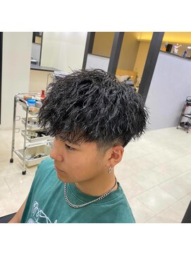 刈り上げツイスパ