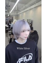 モアムー(Moremuu)&nbsp;ホワイトシルバー